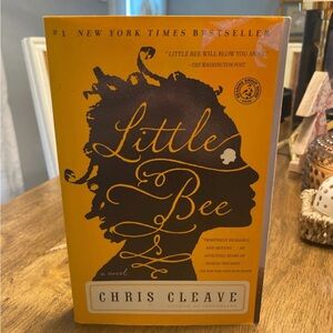 Little Bee by Chris Cleave Book